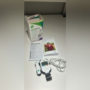 OneTouch Verio Flex Blood Glucose Monitor in White and Green NEW